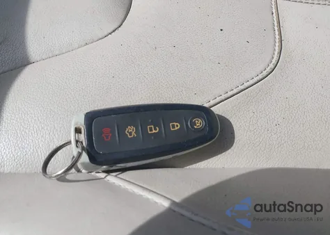 2016 Ford Focus Titanium z USA, uszkodzony, nr VIN 1FADP3N27GL222574